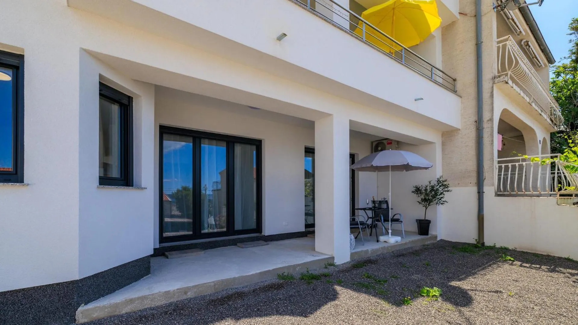 Nika Selce Apartment